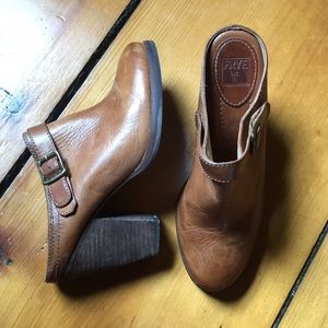 Frye Clogs / Mules